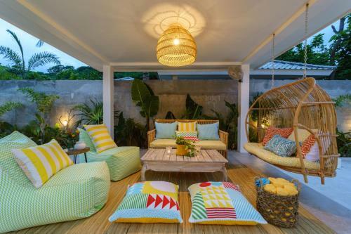 Sunyi Villas