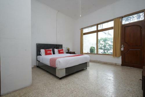 Oyo 2048 Hotel Cahya Panorama