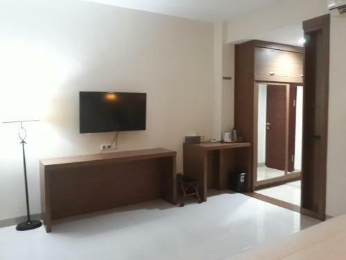Amoda Hotel & Cafe