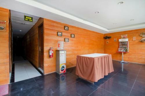 Oyo 3283 Bwalk Hotel
