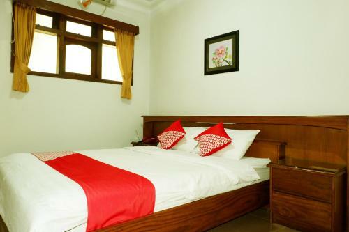 Oyo 517 Hotel Arjuna Lawang