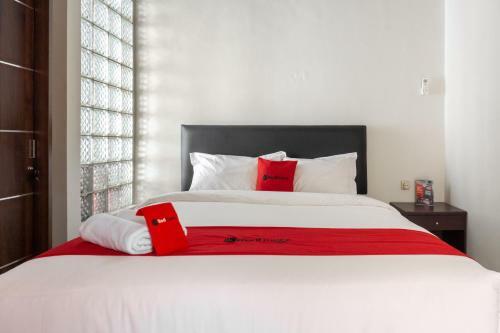 Hostal Reddoorz @ Soekarno Hatta Indah