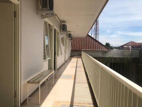 Hotel Oyo Life 3093 Kost Bale Teduh