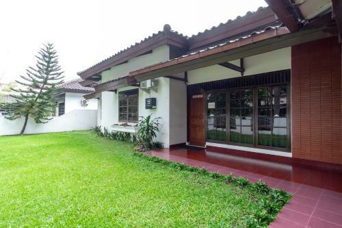 Hotel Oyo Life 2843 Raz House Syariah