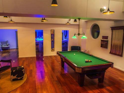 Trident Hotel
