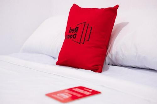 Hotel Reddoorz @ Tinggede Area Palu