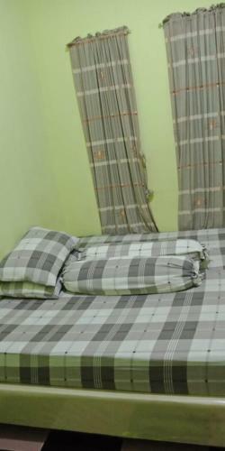 Hostal Dahlia Guesthouse Syariah