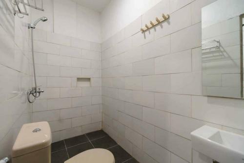 Hostal Jotel Guest House