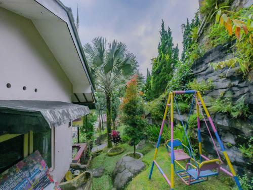 Oyo 90258 Hotel New Aprilla