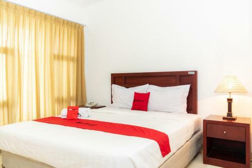 Hotel Reddoorz Plus Syariah Near Java Supermall Semarang 2