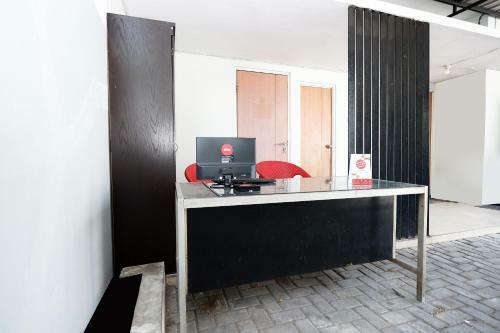 Hotel Oyo 1565 Palebon Residence