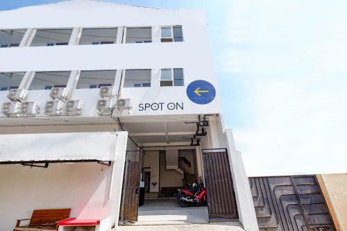 Hotel Spot On 2026 Arta Residence