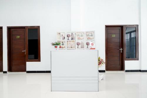 Hotel Oyo 1611 Four D'home
