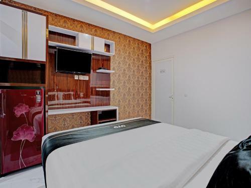Hotel Oyo 90253 Dhelomi