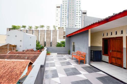 Hotel Spot On 2209 Solo Point Syariah