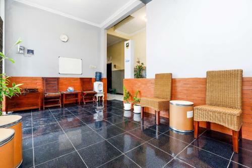 Hotel Spot On 2209 Solo Point Syariah