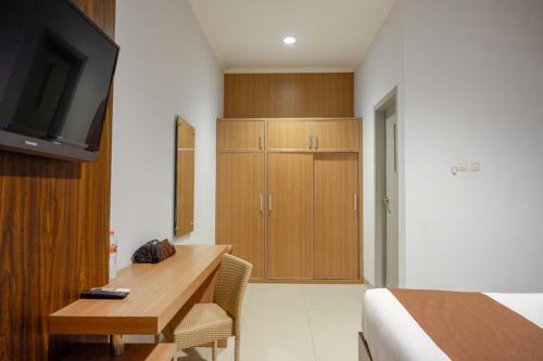 Dinasty Smart Hotel