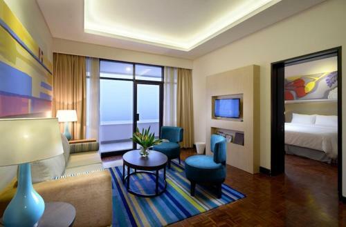 Surya Hotel & Cottages