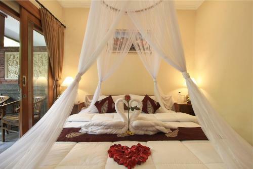 Hostal Jerogadung House