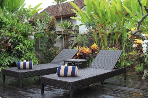 Hostal Jerogadung House
