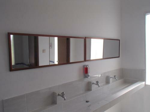 Posada Askara Guest House & Hostel