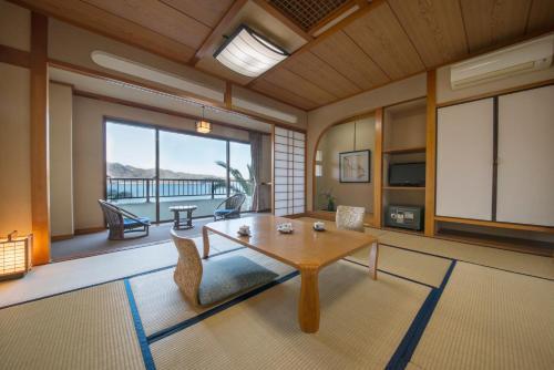 Katsuura Gyoen