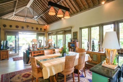 Vss Ubud Villa/pool/ac/best Breakfast In Bali