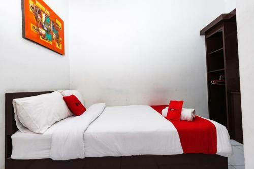Hotel Reddoorz @ Hertasning Area 2