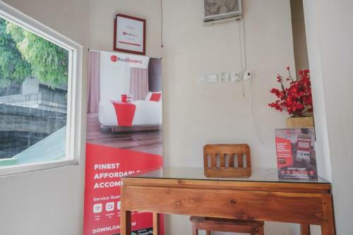 Hostal Reddoorz Near Ambarukmo Yogyakarta