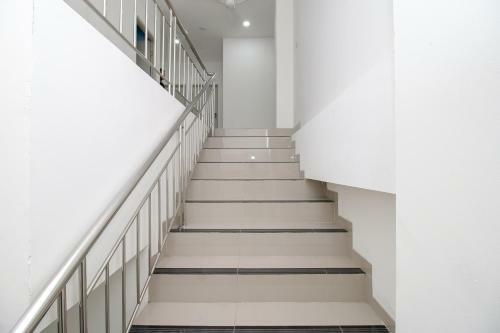 Hostal Reddoorz Plus @ Terban Residence