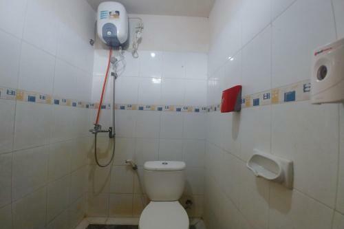Oyo 90283 Hotel Rajadani Ackni
