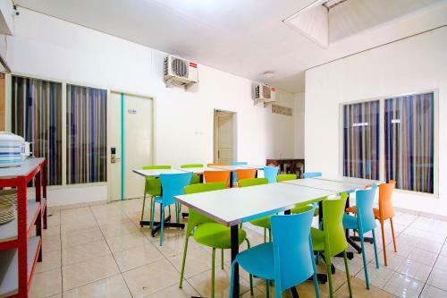 Oyo 2105 Hotel Sanca Inn