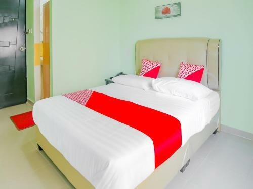 Oyo 90269 Hotel Indorasa 2