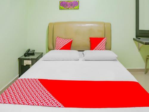 Oyo 90269 Hotel Indorasa 2