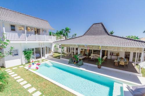 Villa M