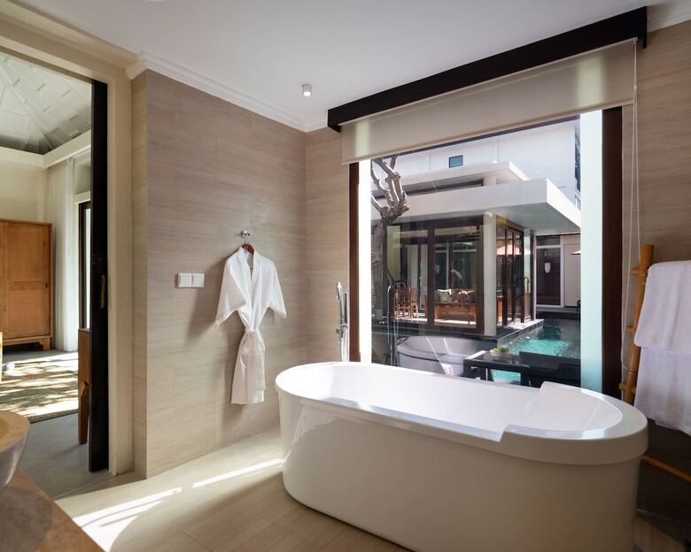 Hotel Avani Seminyak Bali Resort