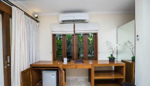 16 Bedroom Villa River Side Legian