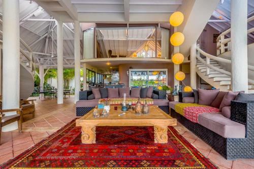 Amazing Villas Complex 8 Br Seminyak W Staff