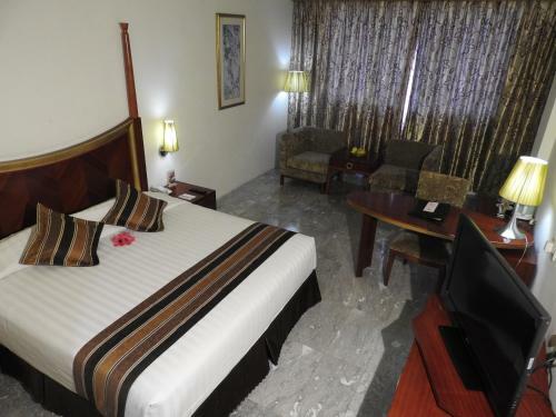 Crown Vista Hotel