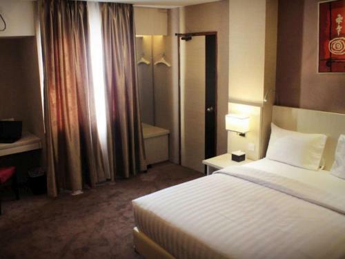 Biz Hotel Batam