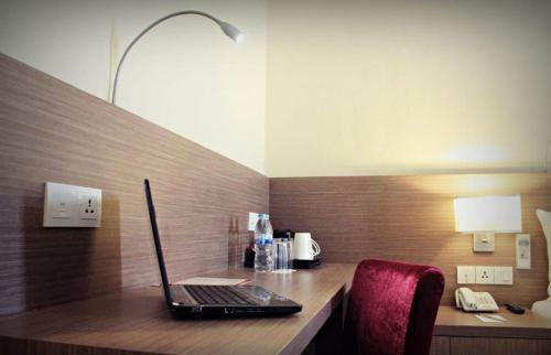 Biz Hotel Batam
