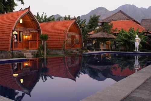 Kubu Padi Wooden House