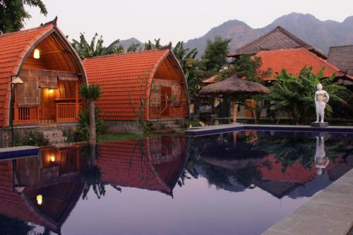 Kubu Padi Wooden House