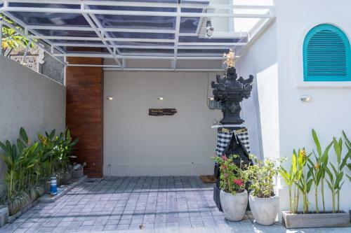 Hostal Umah Reis Guesthouse