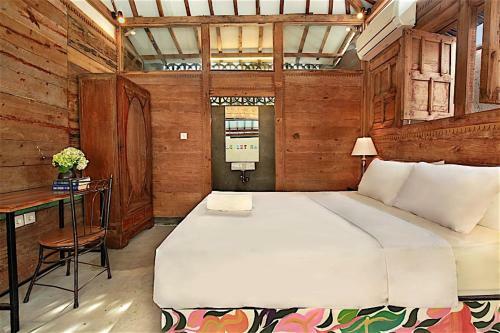 Villa Joglo Batu Belig
