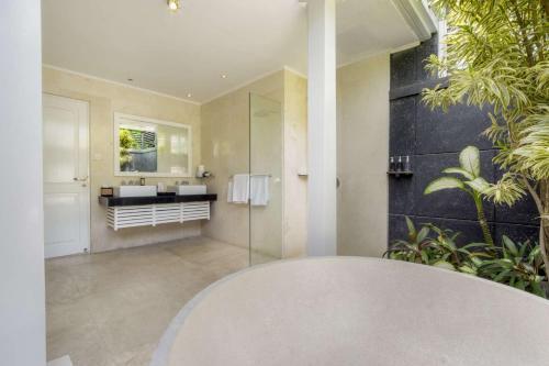 5 Star Villa For Rent In Bali, Bali Villa 2062