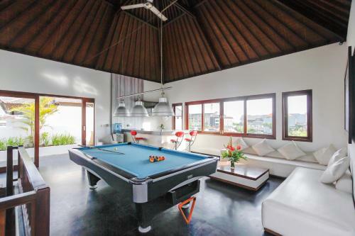 Villa Atthaya 400m From Echo Beach