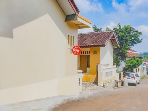Hotel Oyo 3839 Wisma Bambu Syariah