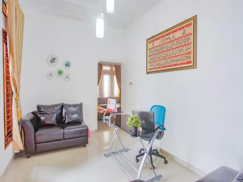Hotel Oyo 3839 Wisma Bambu Syariah