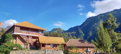 Bawangan Bromo Hotel & Resto